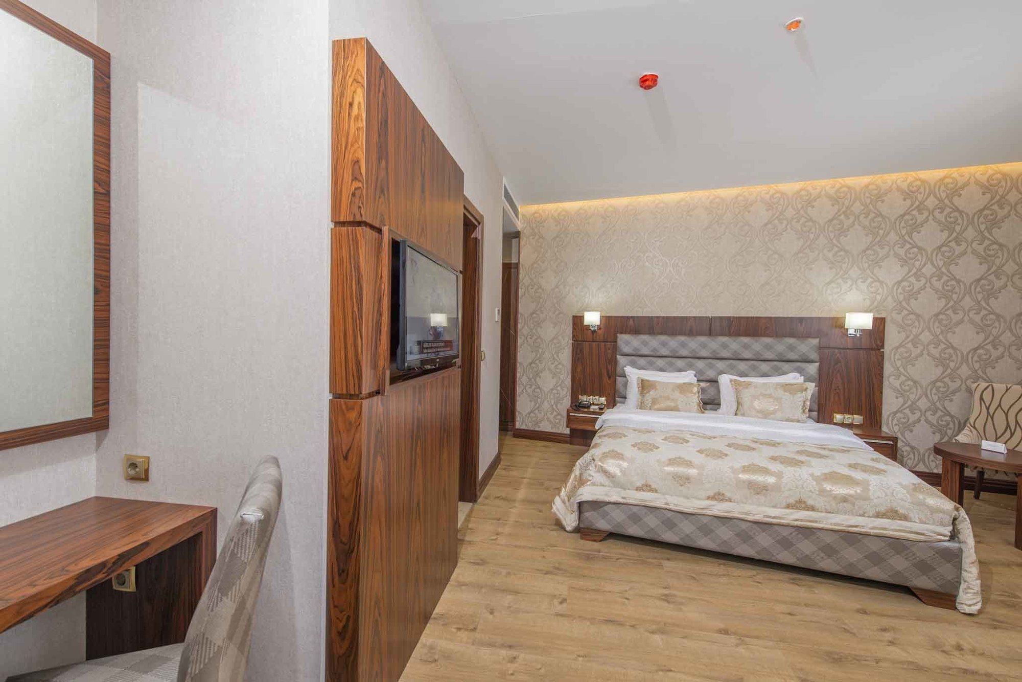 Midmar Hotel Istanbul Exteriör bild